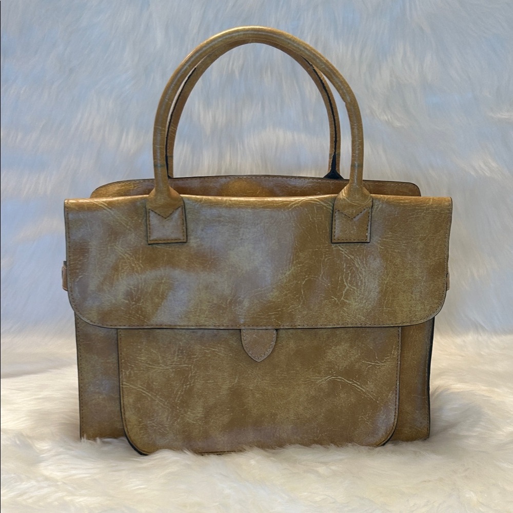 Alfa Delon Vintage Tan Women’s Satchel Bag with Additional Pocket Storage
